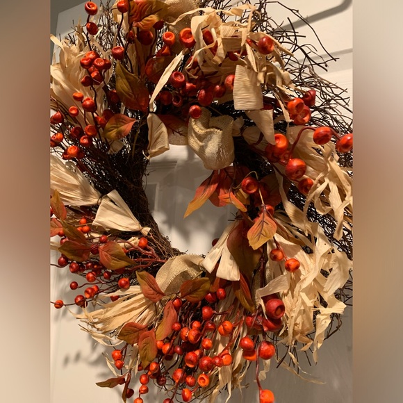 Fall Wreath, Great Condition, 22-23” Width, 8” Inside Diameter - Picture 5 of 16